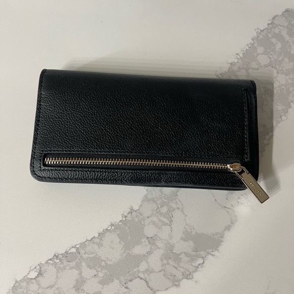 Kate spade ♠️ wallet black bailey flaw is on back of wallet new with tags - Picture 2 of 13